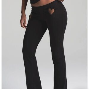 NWT Skims Heart Cut Out Pants